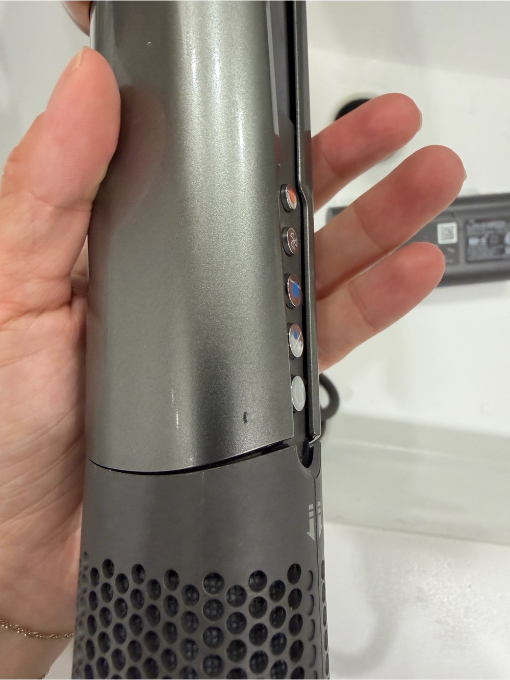 Dyson Airstrait - Picture 4 of 9